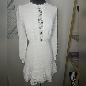 Elegant White Lace Dress SZ L